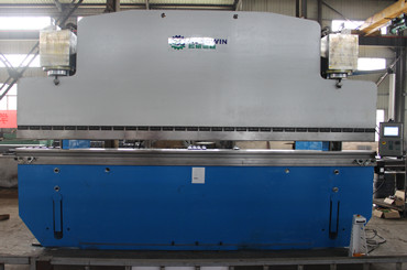 ردود الفعل من عملائنا من آلة الفرامل الصحافة النموذج الكبير 500T6000